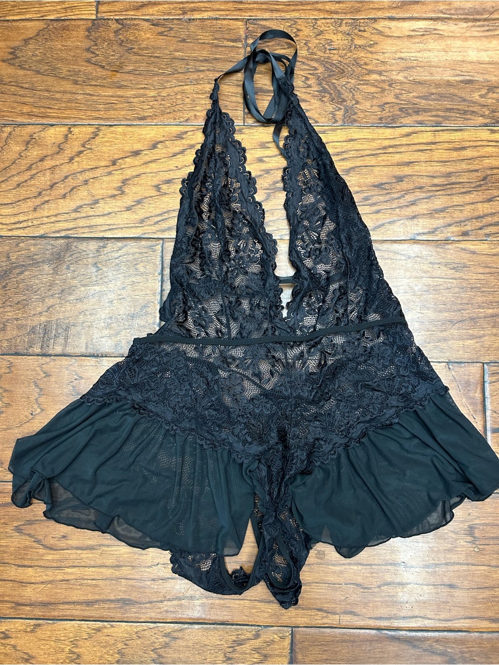 Whimsigoth sexy romantic Sheer Lace Halter Teddy Romper - Picture 3 of 4